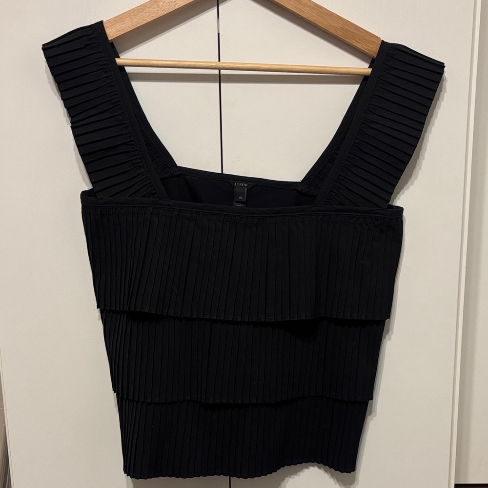 Tiered Pleated Square-Neck Top - XS